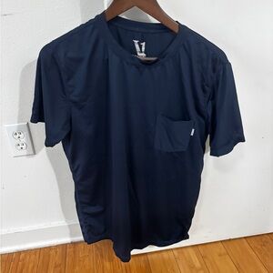 Vuori Tradewind Pocket T-Shirt | Mens Medium, Navy